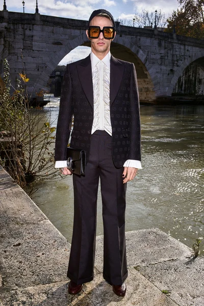 Look 47